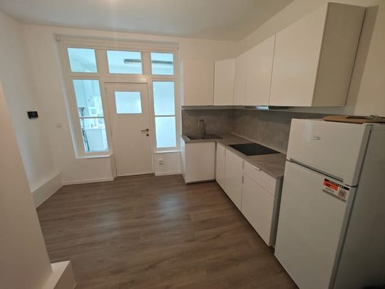 Appartement te huur - Photo 1