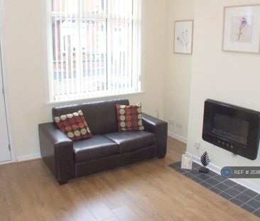 2 bedroom end of terrace house to rent - Photo 1