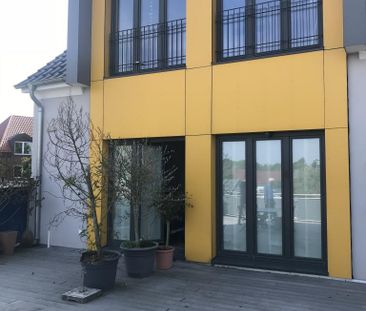 2- Zimmer Dachterrassen- Wohnung. Freier Blick in den Dachgarten - Photo 1