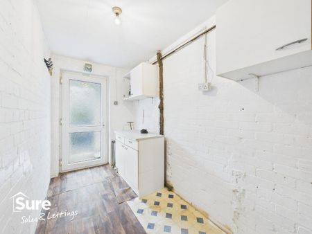 4 bedroom terraced house to rent - Photo 3