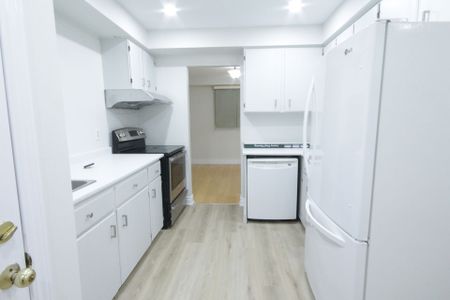 For Lease - 4272 Gayling Gardens, Mississauga, Ontario - Photo 4