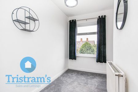 3 bed Semi-Detached House for Rent - Photo 2
