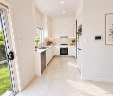 3 Bedroom Townhouse with Ducted Air Conditioning & Private Courtyard - Photo 4