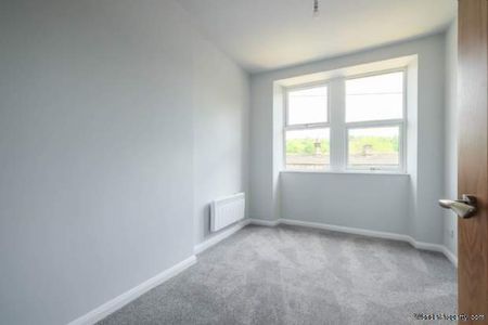 2 bedroom property to rent in Huddersfield - Photo 2