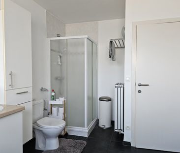 Open bebouwing met 3-4 slaapkamers, garage en tuin - Photo 2