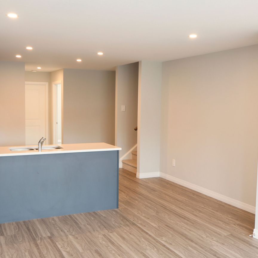 For Lease - 130 Otterbein Road Unit# 78, Kitchener, Ontario - Photo 1