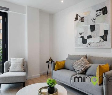 Chesterfield House, Slough, SL1 - Photo 5