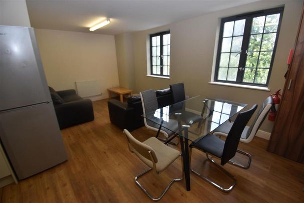 5 bedroom apartment to rent - Photo 1