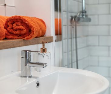 Studio Flat, Edge Lane, L7 - Photo 3