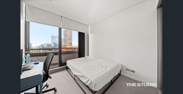 Luxury Riverside Living with Breathtaking Views | Level 17, 'Altitude' Parramatta - Photo 1