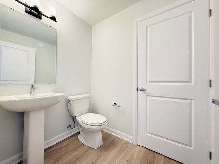 For Lease - 701 Glenroy Gilbert Drive Unit# # 19, Barrhaven, Ontario - Photo 3