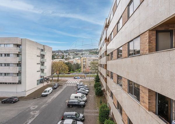 Apartamento T5 em Braga