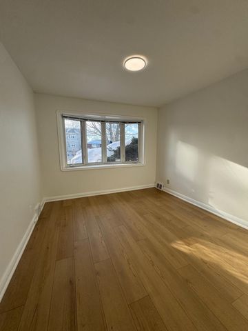 For Lease - 81 Wayne Avenue, Toronto, Ontario - Photo 5