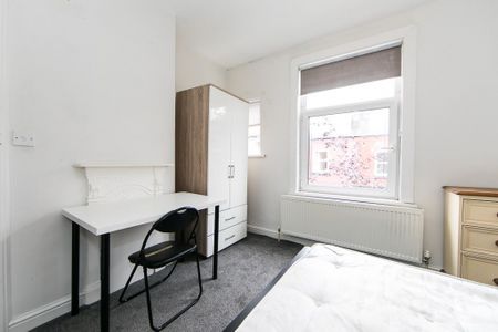 Welton Place, Hyde Park, Leeds - Photo 4