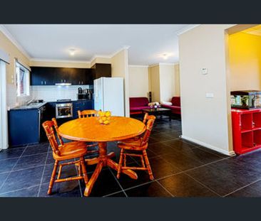 2/115 the Boulevard, Thomastown, Vic 3074 - Photo 5
