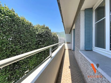 Location Appartement 4 pièces 83m² GRENOBLE 38000 - Photo 5