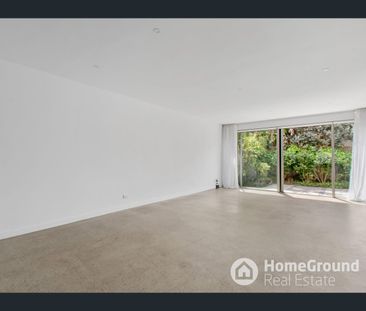 104 South Crescent, Northcote, Vic 3070 - Photo 1
