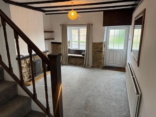 2 bedroom cottage to rent - Photo 1