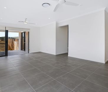 BRAND NEW - Spacious 4 Bed, 2 Bath Family Home with Double Garage - Photo 1