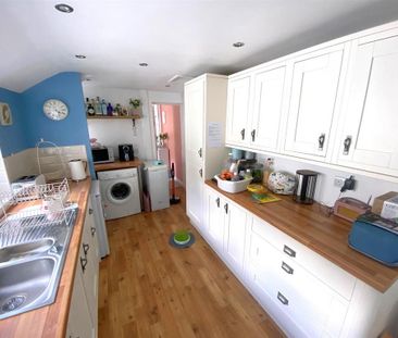 2 bedroom house to rent - Photo 3