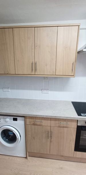 3 bedroom apartment to rent - Photo 1