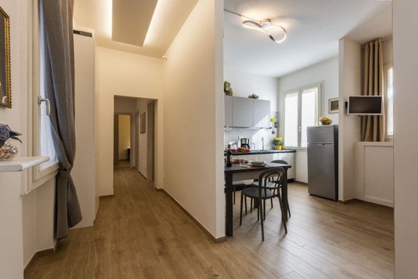 Modern Signoria - Photo 1