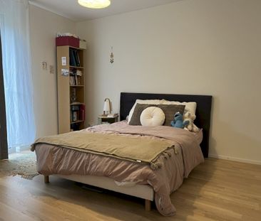 Bel appartement comme neuf de 2.5 pièces dans le quartier Sous-Gare - Photo 4