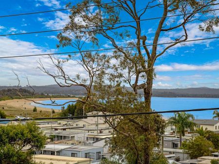 THREE BEDROOM UNIT WITH WATER VIEWS - Photo 5