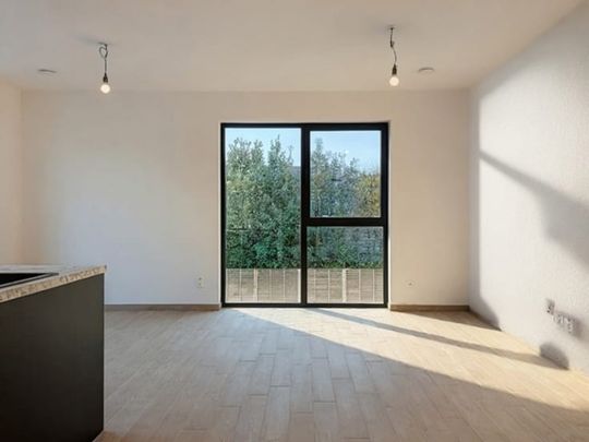 Appartement te huur - Photo 1