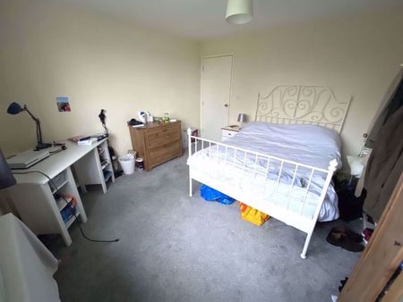 St. Teresas Court, Gloucester Road North - Photo 3