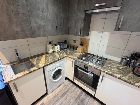 1 bedroom flat to rent - Photo 3