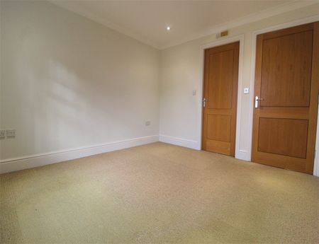 2 Bedroom Apartment Available Arranging tenancy - Photo 3