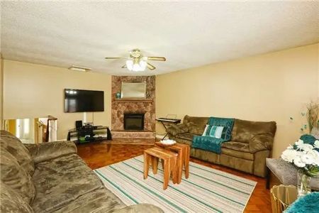 For Lease - 62 Candy Crescent, Brampton, Ontario - Photo 2