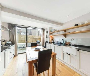 Prince Of Wales Drive, Battersea, SW11 - Photo 2