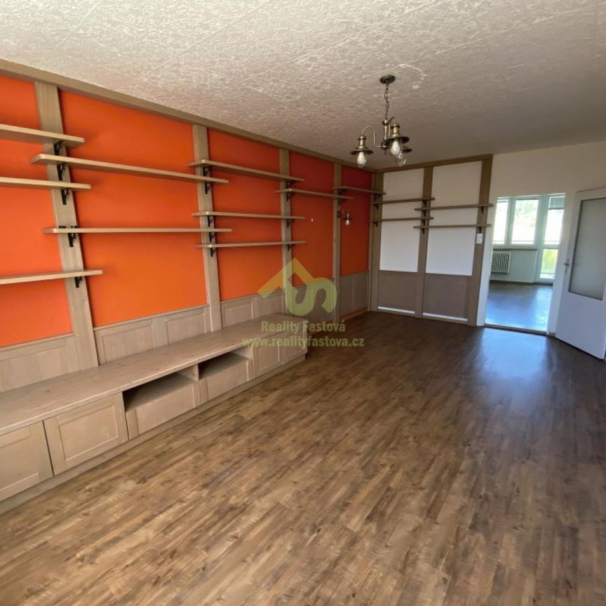 Pronájem bytu 3+1 88 m² - Fotografie 1