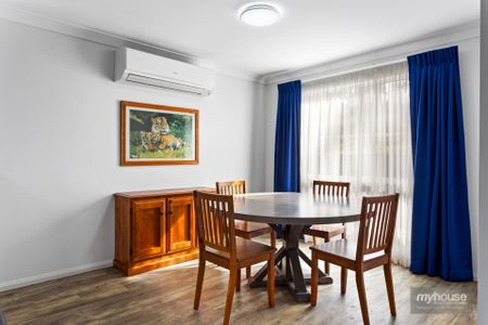 27 Alistair Street, Glenvale - Photo 2