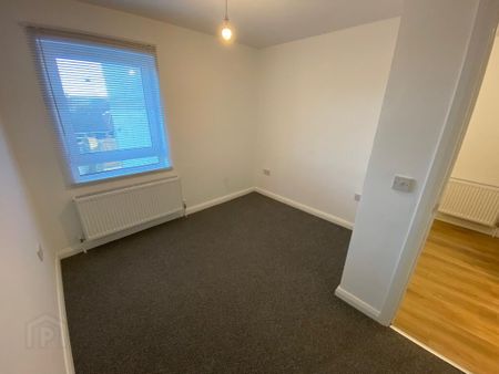 Apt 5, 46 Grand Street, Hilden, Lisburn, BT27 4UD - Photo 4
