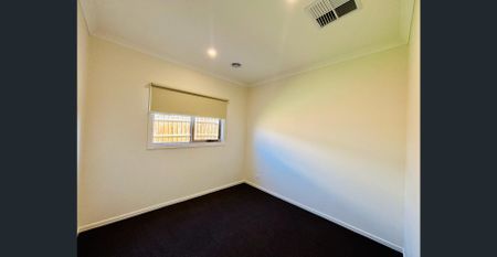 Beautiful Home In Quiet Location!! - Photo 5