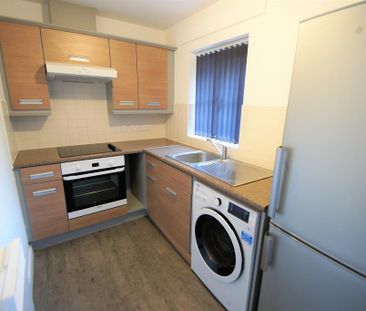 1 bedroom flat to rent - Photo 2