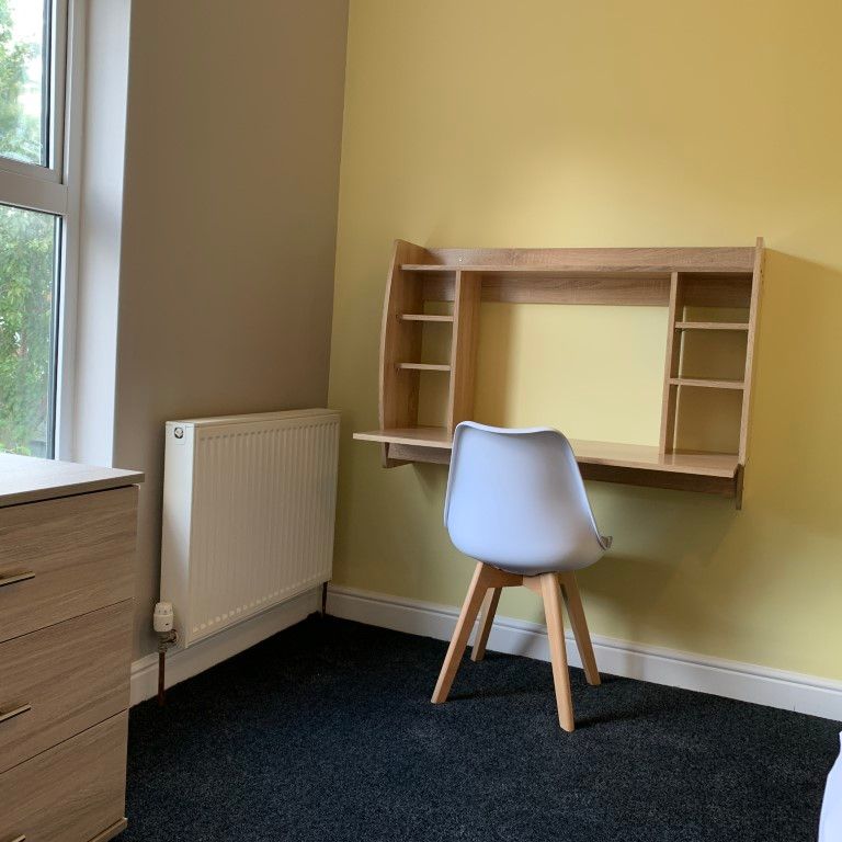 BEDROOM 2 – MEDIUM DOUBLE - Photo 1