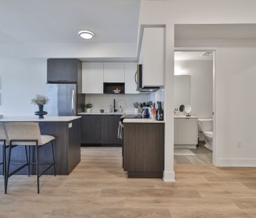 For Lease - 202 Burnhamthorpe Road Unit# 1904W, Mississauga, Ontario - Photo 1