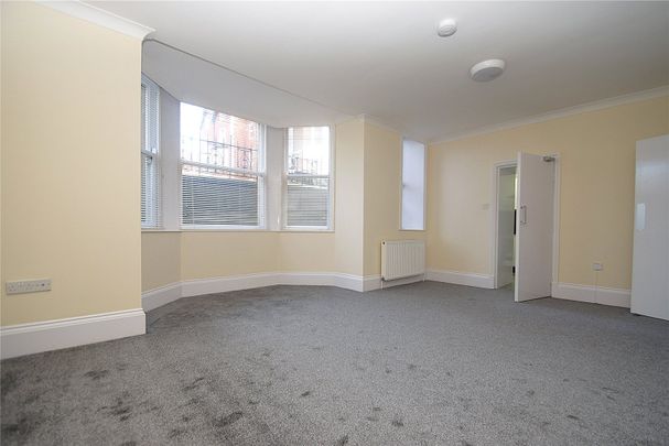 2 bed apartment to rent in West Street, Scarborough, YO11 - Photo 1