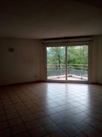 Location appartement t3 79 m² à Villefranche-de-Rouergue (12200) - Photo 5