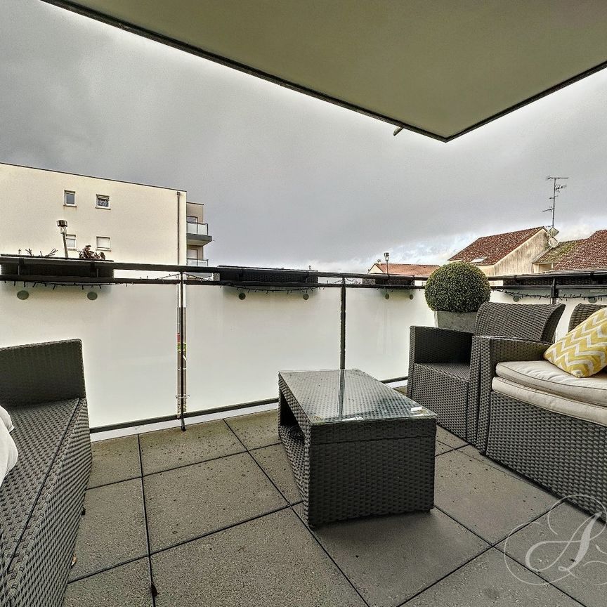 MANOM – Appartement 2 pièces – Une chambre – Terrasse – Une de place parking intérieur et extérieur - Photo 1