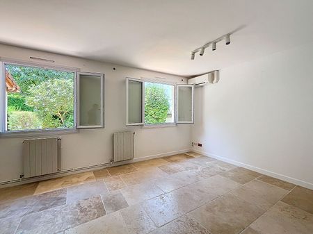 MIMET : Location d'une magnifique Maison Meublée 5 pièces 130 m2 avec piscine et garage, - Photo 2