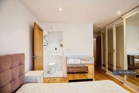 2 bedroom flat to rent - Photo 5