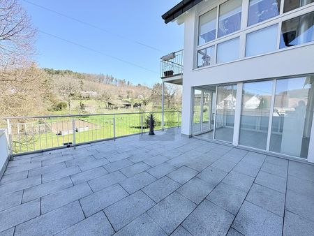 MIT WINTERGARTEN UND TERRASSE - Foto 2