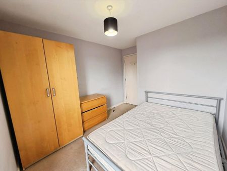 2 bedroom flat to rent - Photo 5