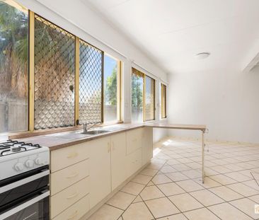 Tidy North Ward Unit - Photo 2