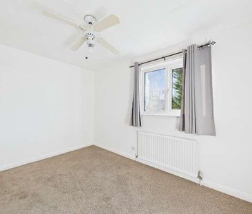 Crookham Close, Tadley, RG26 - Photo 6